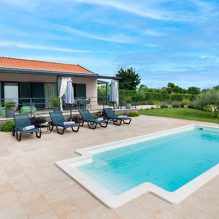 Vila Jolanda Rovinj Bagian luar foto